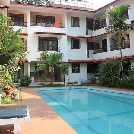 Diana Apartments Candolim Exterior foto